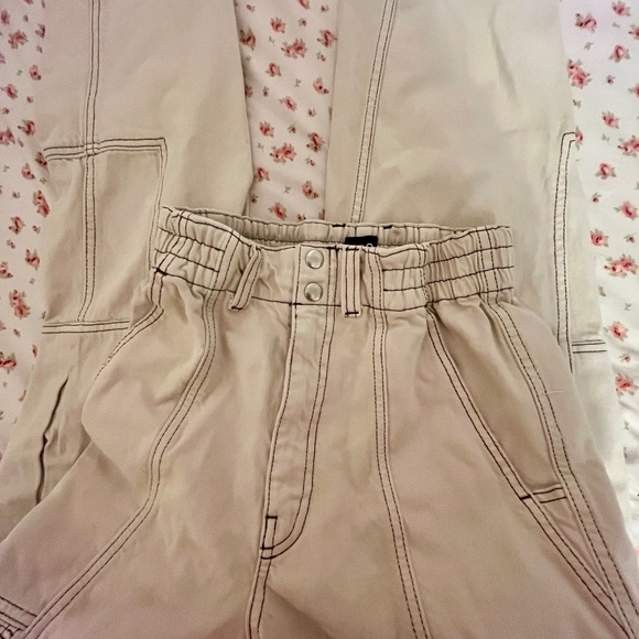 Like new! Urban Outfitters Jean cargo pants! - Picture 2 of 4